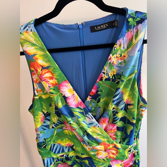 EUC Like New Lauren Ralph Lauren V-neck Floral sleeveless dress - Picture 4 of 8